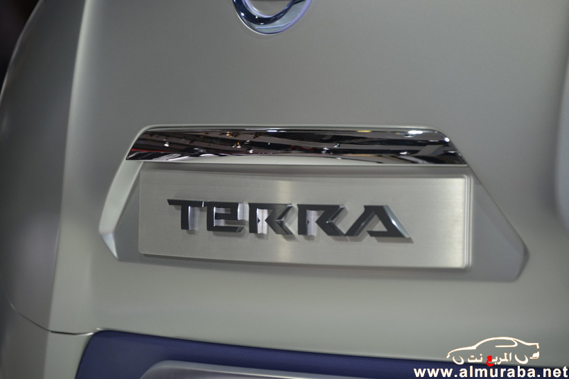 نيسان تيرا 2013 تكشف نفسها في معرض باريس وتعمل بخلايا الطاقة الهيدروجينية Nissan TeRRa 78